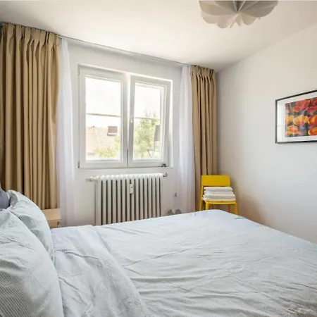 Apartment Lovely 1-bdr With View Of Cathedral *